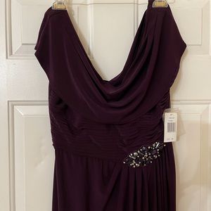 PATRA Woman Floor Length Formal Dress Eggplant Size 10 NWT